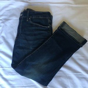 Levis Modern Capri Dark Wash Jeans